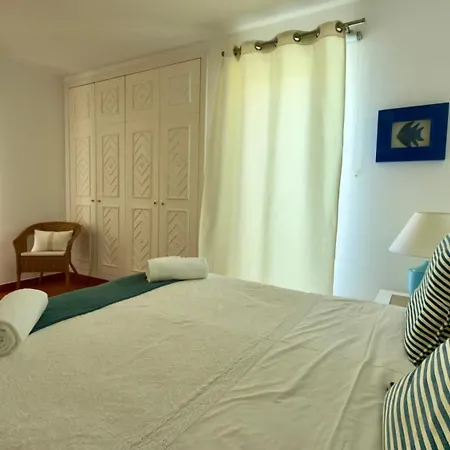 L&a Prainha 3 Bedrooms Heated Pool 5 M Walking To The *