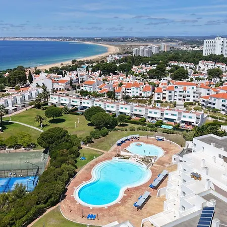 L&a Prainha 3 Bedrooms Heated Pool 5 M Walking To The