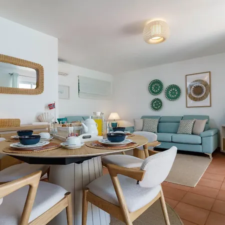 L&a Prainha 3 Bedrooms Heated Pool 5 M Walking To The Nyaraló