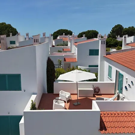 L&a Prainha 3 Bedrooms Heated Pool 5 M Walking To The Nyaraló *